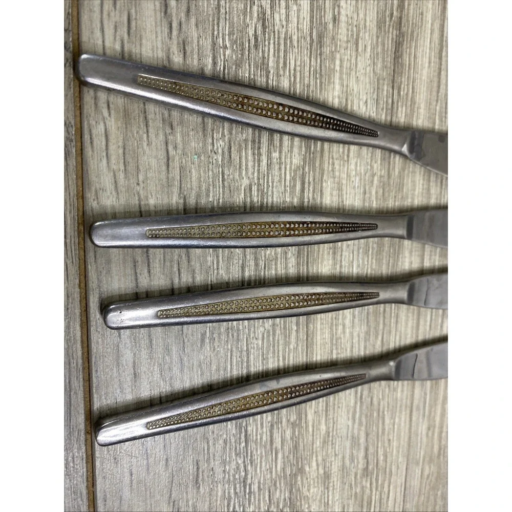 4 Vintage Stainless Korea Flatware Dotted Accent Knives‎
